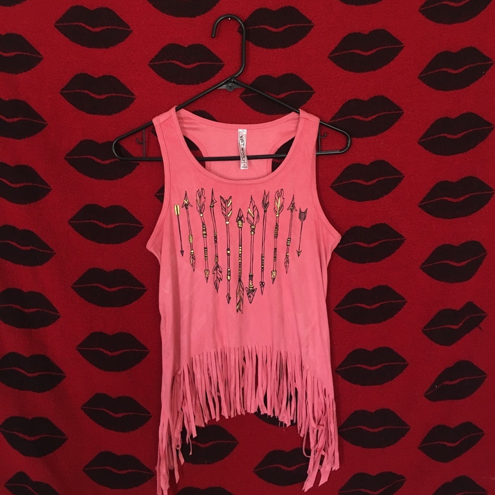 Tank top ruffle ends